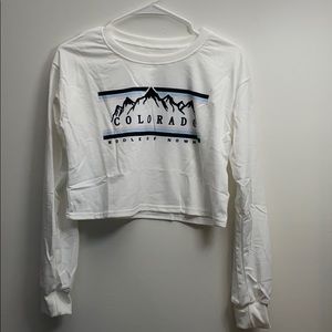 Colorado long sleeve, crop shirt.